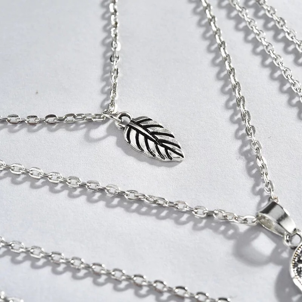 Multiple layer necklace - Picture 3 of 5